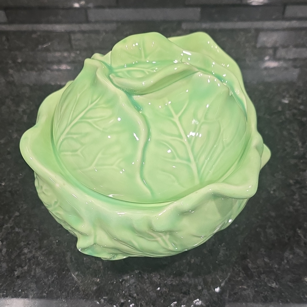 GLS Collective Green Cabbage Leaf Glass Bowl